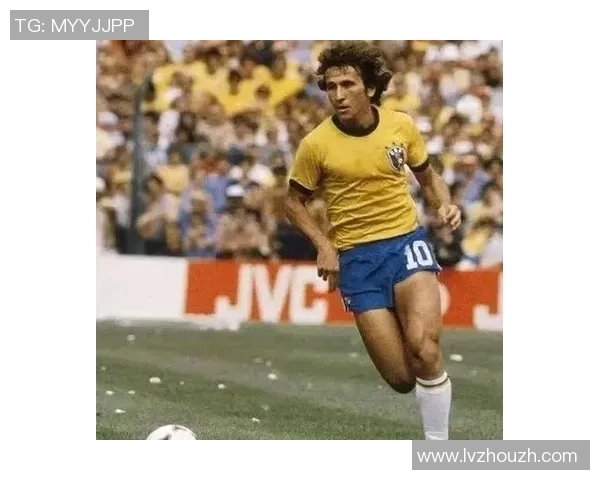 帅气足球明星展现风采的半身照尽显运动魅力与个人魅力