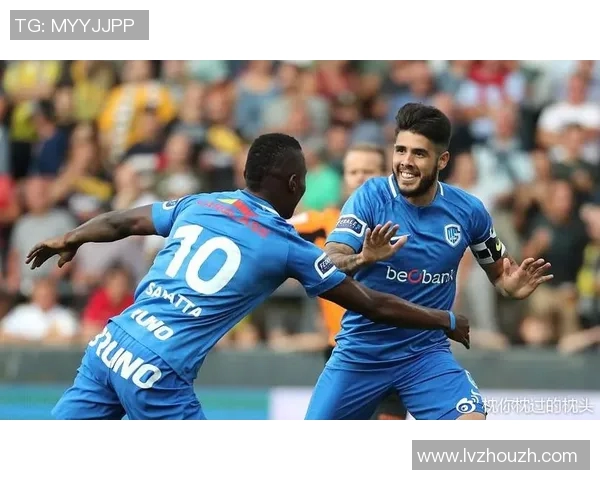 亨克与贝西克塔的激烈对决揭示了足球战术的深度与魅力