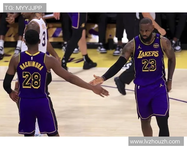 湖人队与快船队历史交锋战绩分析及近期表现对比